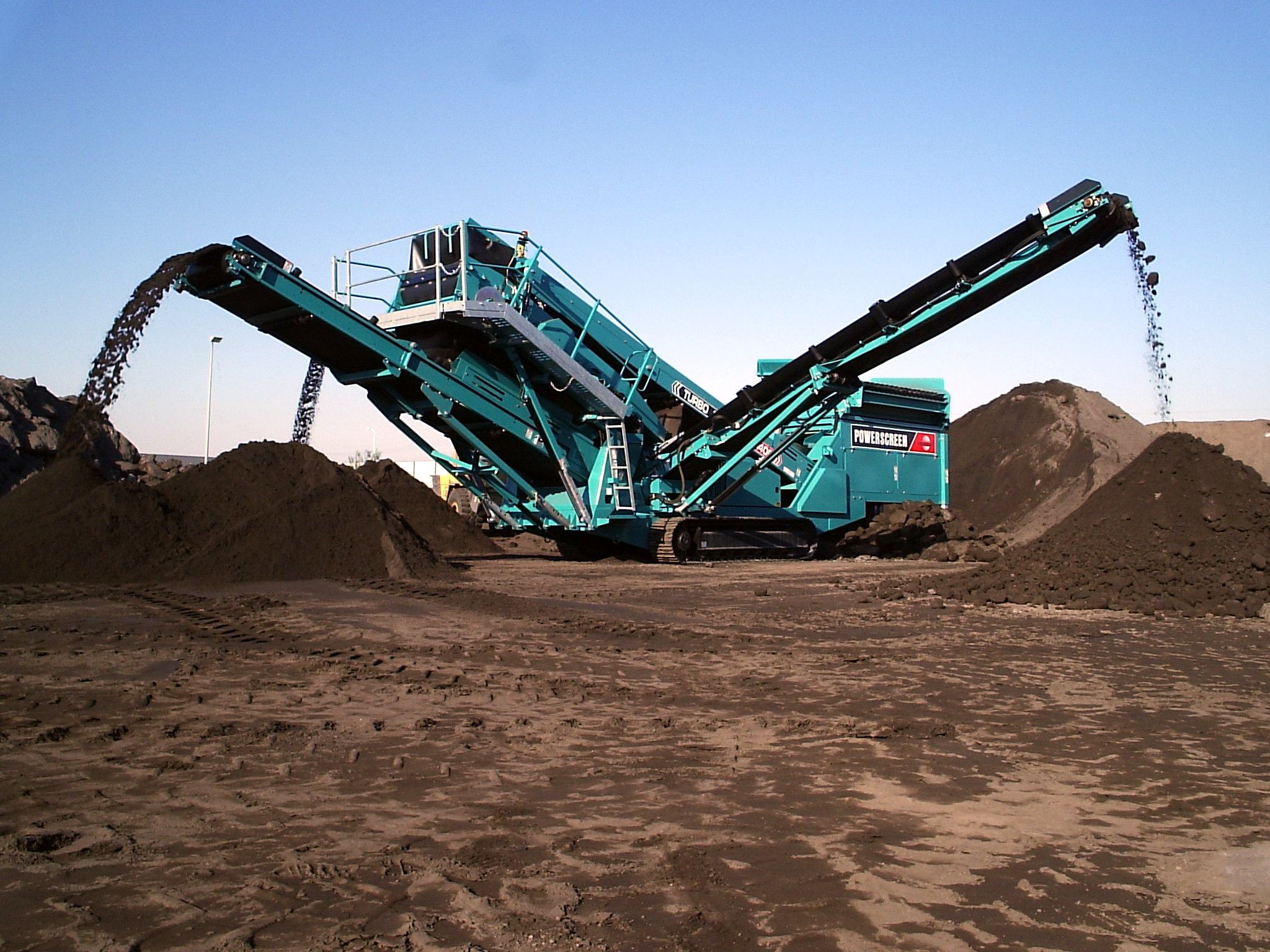 KOMPAKTSIEBANLAGE - POWERSCREEN CHIEFTAIN 1400