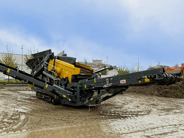 SCHWERLASTSIEBANLAGE - RUBBLE MASTER HS5000M
